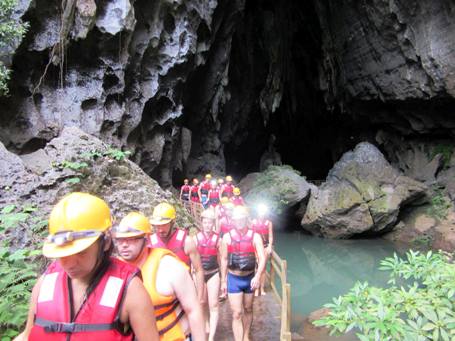 ສົ່ງເສີມການທ່ອງທ່ຽວ “ຟອງຍາ-ແກ໋ບ່າງ-ລາຊະອານາຈັກຂອງຖຳ້”